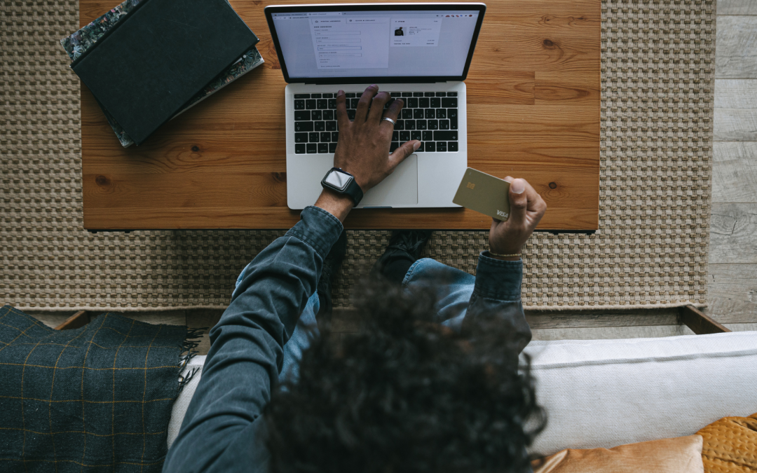 The Benefits of Online Chat Room for Students and Teachers